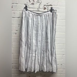 NWOT CAROLE LITTLE 100% LINEN SKIRT SIZE 6 IN BLACK AND WHITE